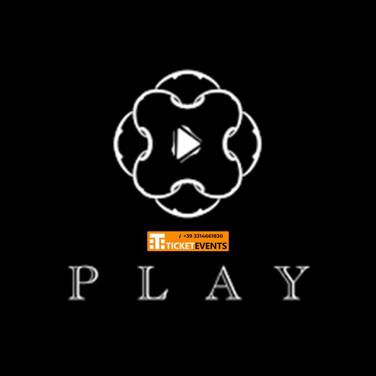 Play Club Milano