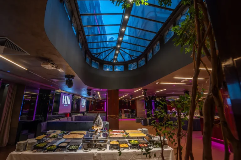 Il MIB Milano in Piazza Affari, interno del locale